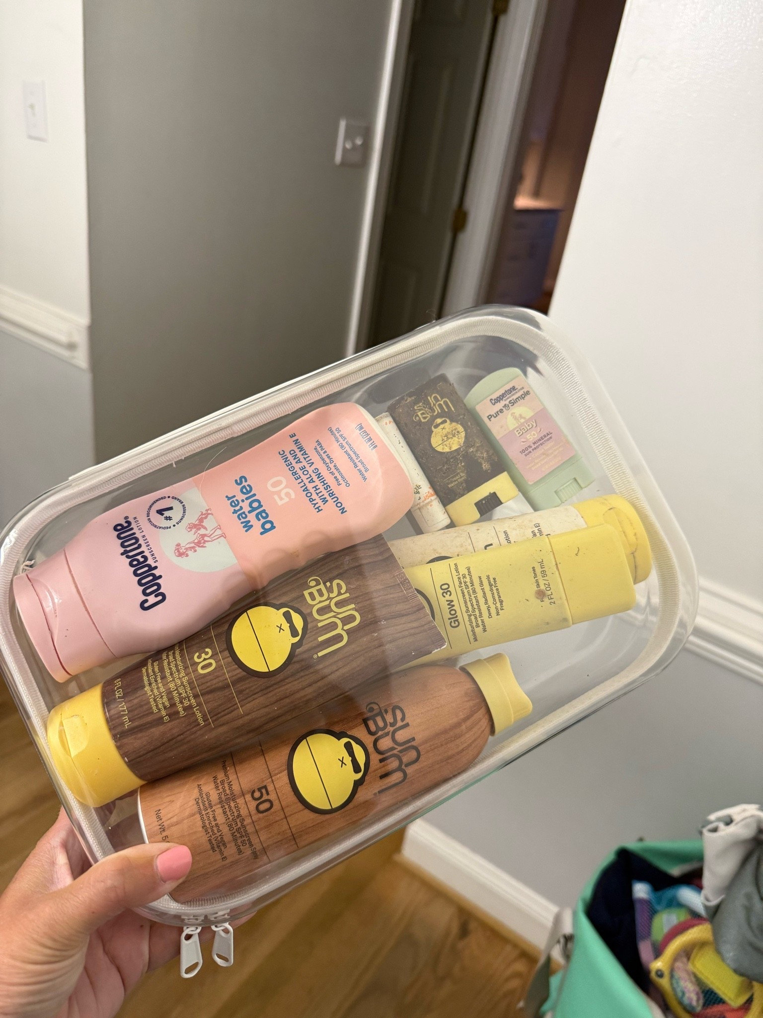 Zipper Clear Case - perfect for the pool bag!

#LTKmomlife #LTKHome #LTKKids