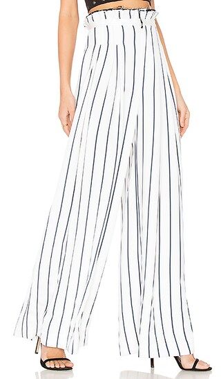 KENDALL + KYLIE Pinstripe Wide Leg Pant in White & Navy | Revolve Clothing (Global)