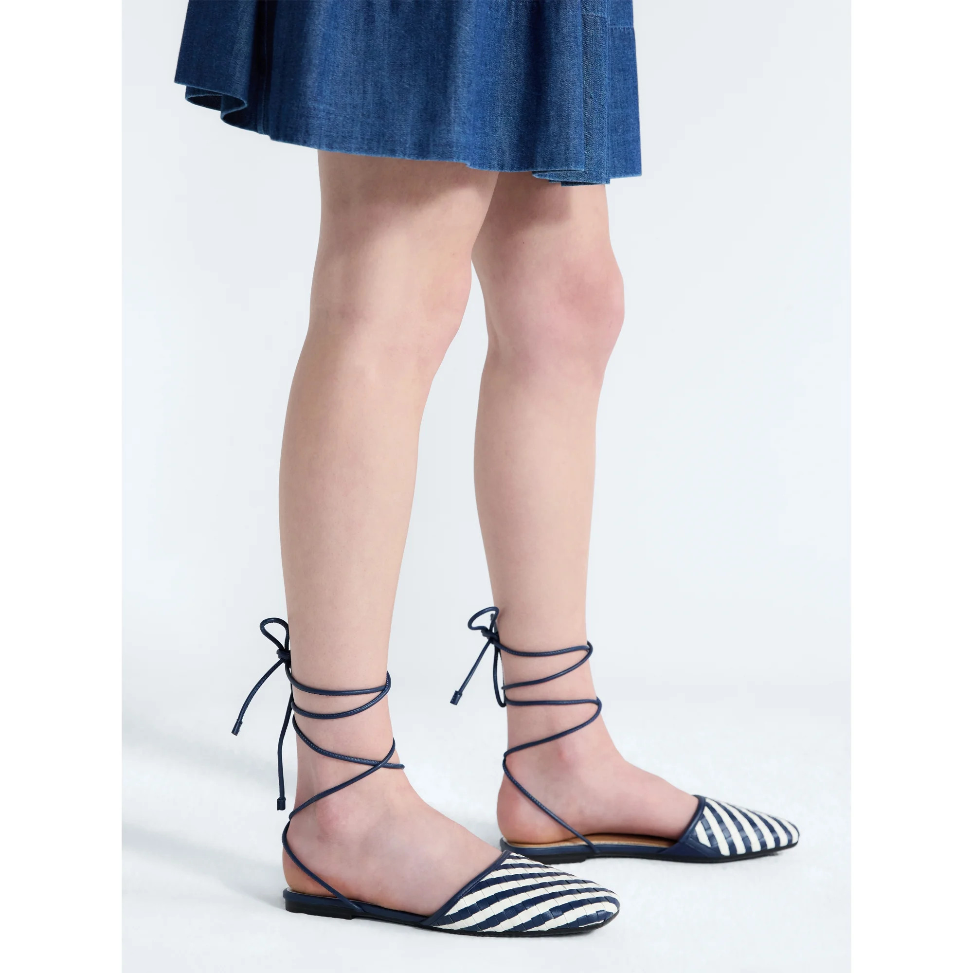 Free Assembly Women's Woven Wrap Slide Flats | Walmart (US)