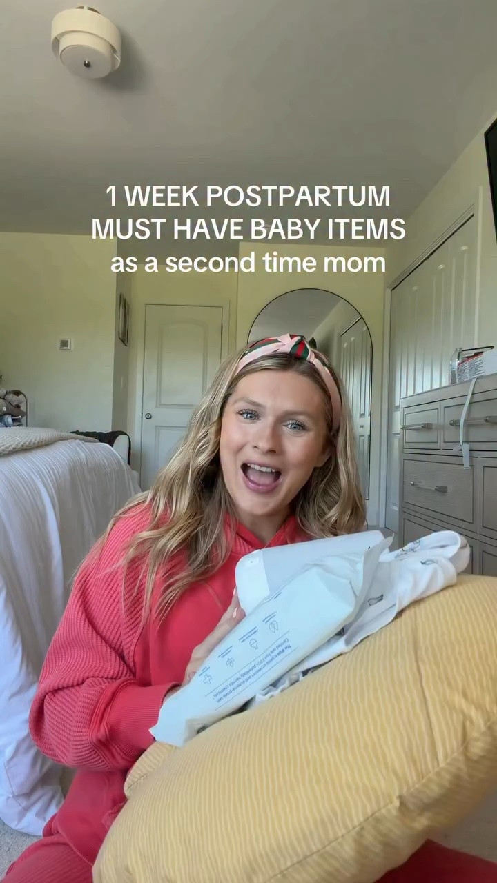 Baby products were loving for the newborn stage! I think we will make this a series here 🤭💛 

#newborn #momsoftiktok #postpartum #babymusthaves #babyitems

@hatchforbabysleep @boppycompany @momcozy @halosleep