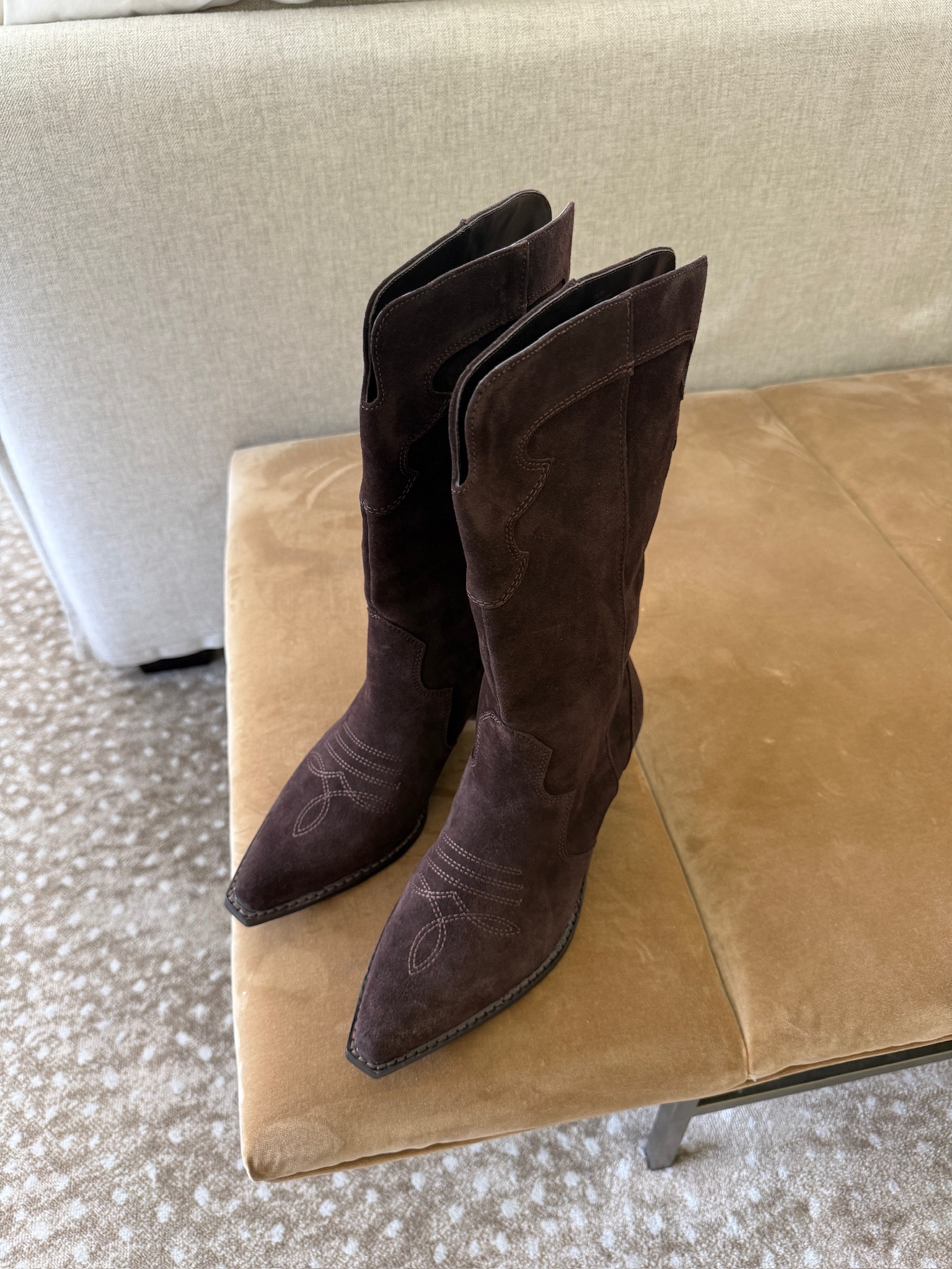 New fall booooots!

Tuckernuck, tuckernuck haul, boots, heels, fall fashion, fall tuckernuck, fall outfit inspo, fall outfits women over 50, work outfits, fall wedding guest dress, grace white

#LTKootd #LTKSeasonal #LTKgrwm