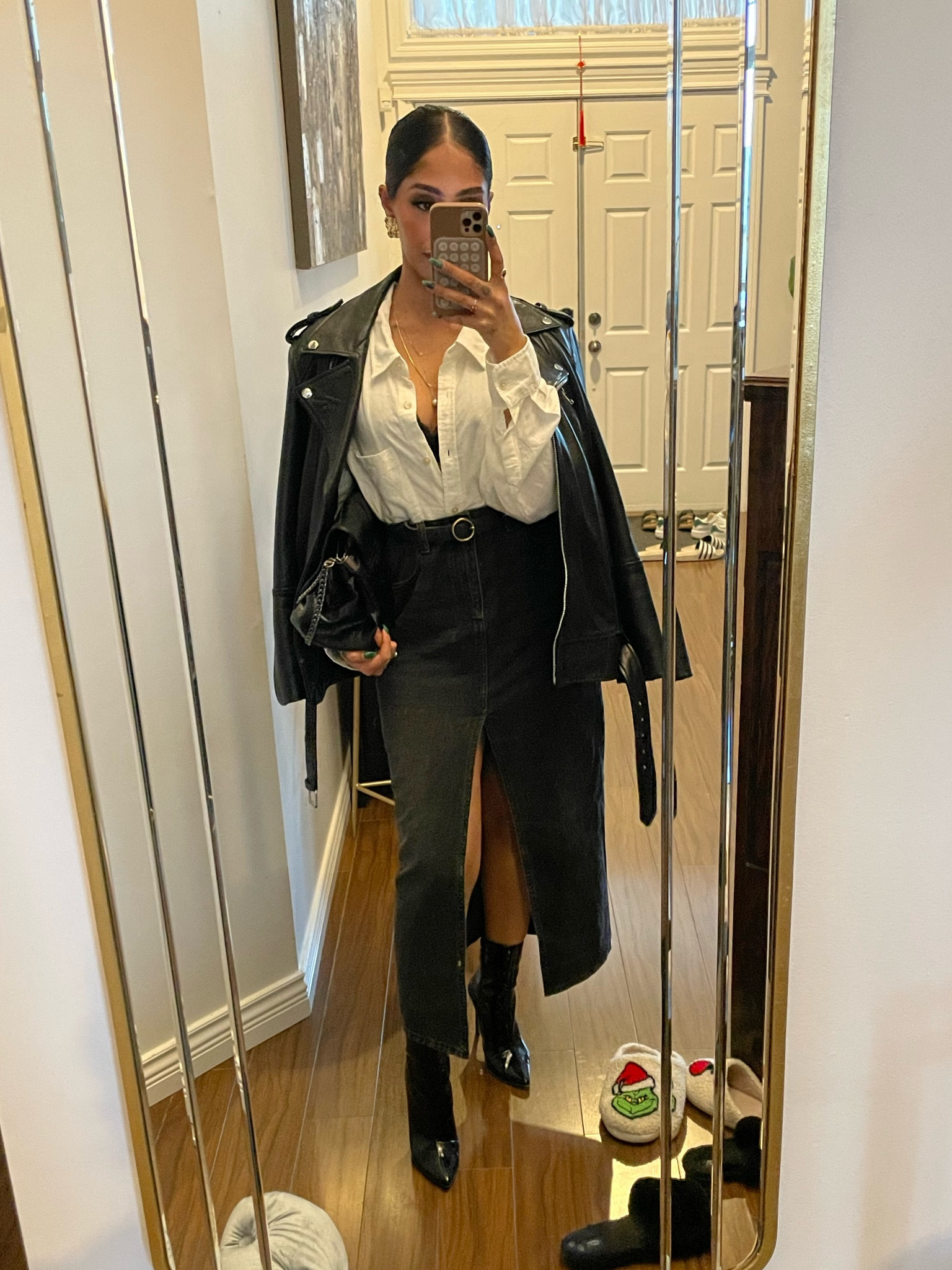 Jeans 
Date night outfit 
Girls night outfit

#LTKstyletip #LTKfindsunder100 #LTKshoecrush