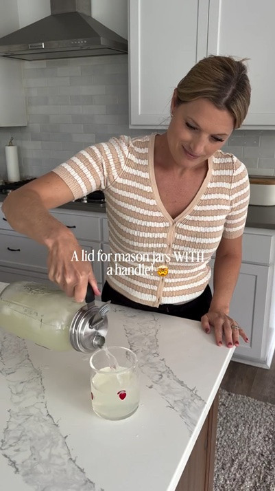 Have you seen the mess It makes to pour directly out of a mason jar?? this is stinking genius!!! 

Comment MASON for the link and find all the super cool jar covers I’ve found!

#momlife #momhack #summerhacks #lemonade #summer