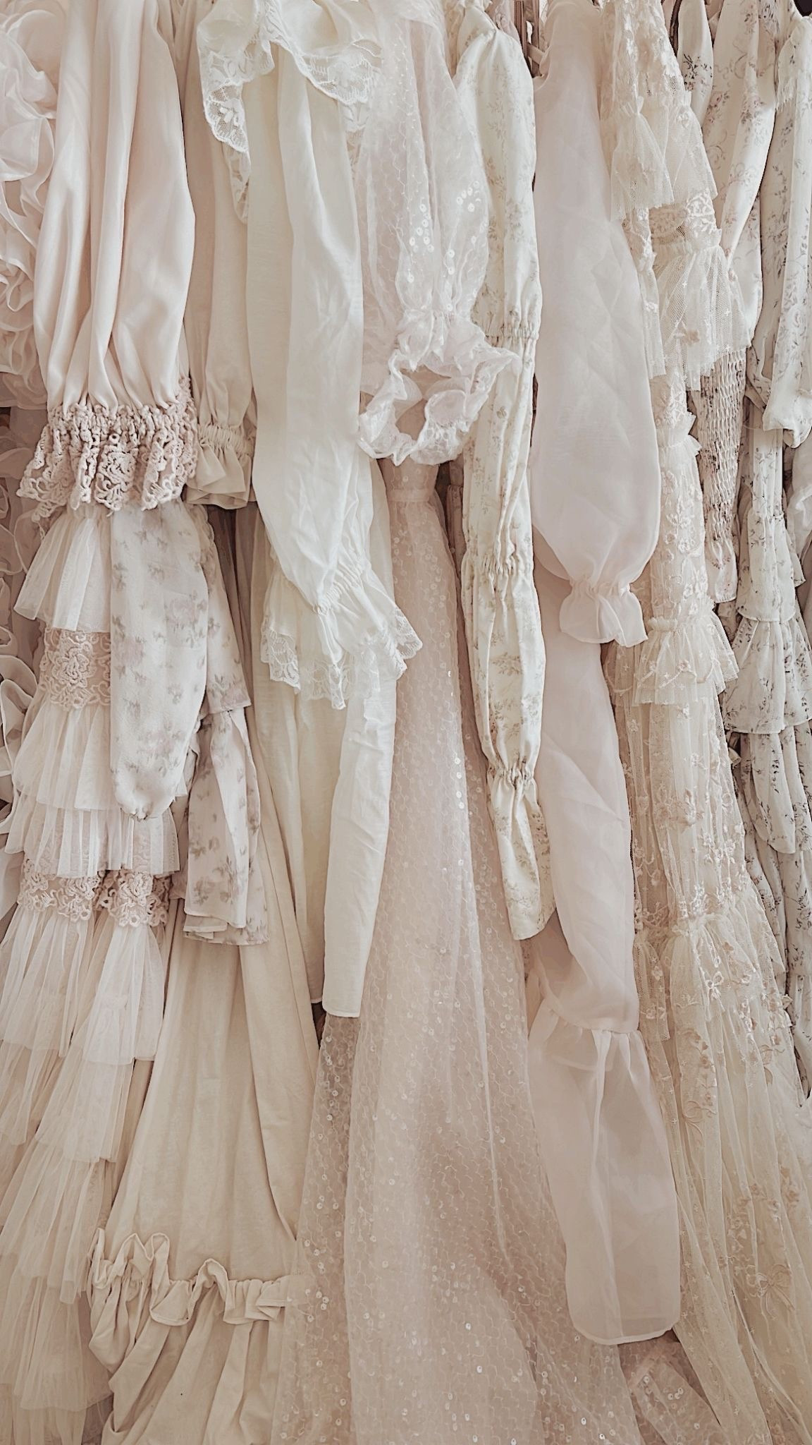 The most Beautiful Dresses Inspired by Glinda in the Movie Wicked 💫

#LTKgrwm #LTKGiftGuide #LTKHoliday