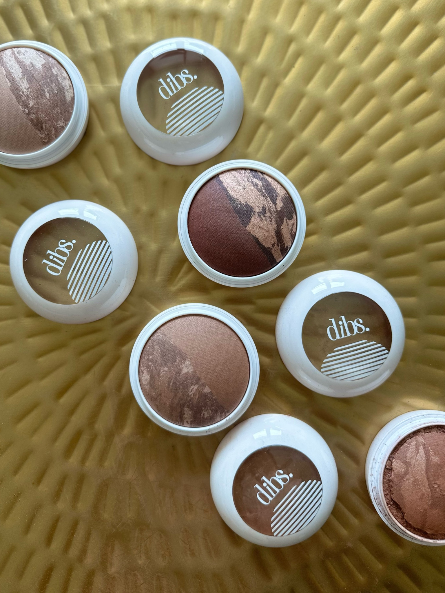 Dibs bronzers! Code “bliss” for a discount!


#LTKFindsUnder100 #LTKFindsUnder50 #LTKBeauty
