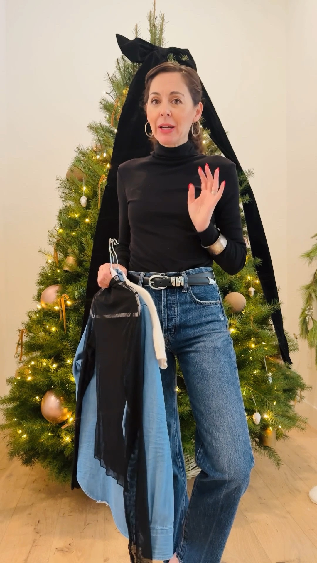 Three winter tops that make it easy to make outfits

My jeans are high-rise and don’t have stretch so they loosen up the longer you wear them, so I sized down. If you are curvy, this also helps them not to gap in the waist. Code: JEN15 