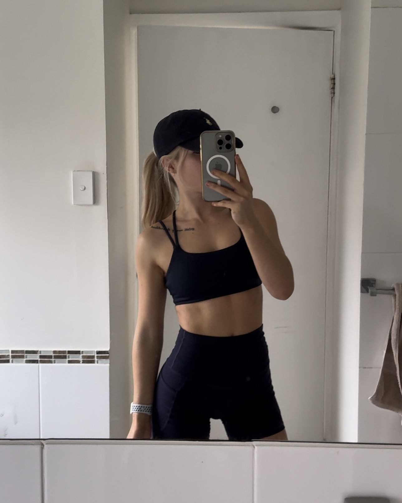 Staple navy gym wear

#LTKaustralia #LTKfitness