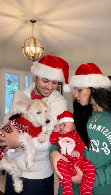 Christmas onesie. Holiday onesie. Newborn Christmas outfit. Holiday baby. Footed Christmas tree onesie. Burt’s Bees. Carters. Holiday collection. Santa hats. Holiday style. ❤️🎄

#LTKHoliday #LTKbaby #LTKstyletip