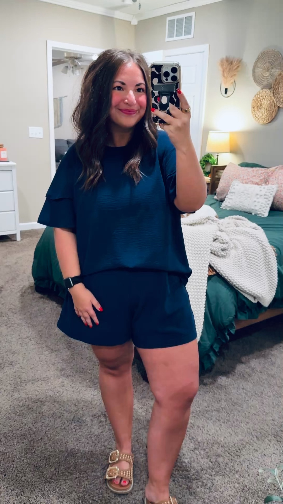 Amazon two piece set!

sandals: fit true to size // wearing a 5
set: fits true to size // wearing an XL 

 

#LTKootd #LTKSaleAlert #LTKMidsize