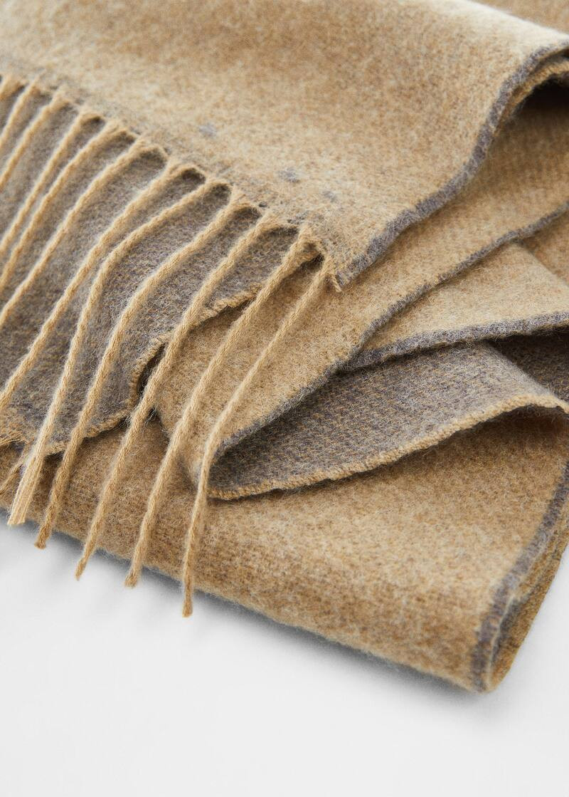 Scarves and foulards for Men 2023 | Mango Man USA | MANGO (US)