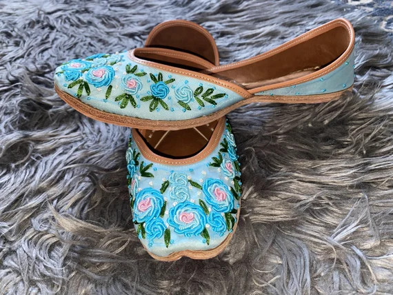 Woman Handmade Punjabi Jutti and Mules | Etsy (US)
