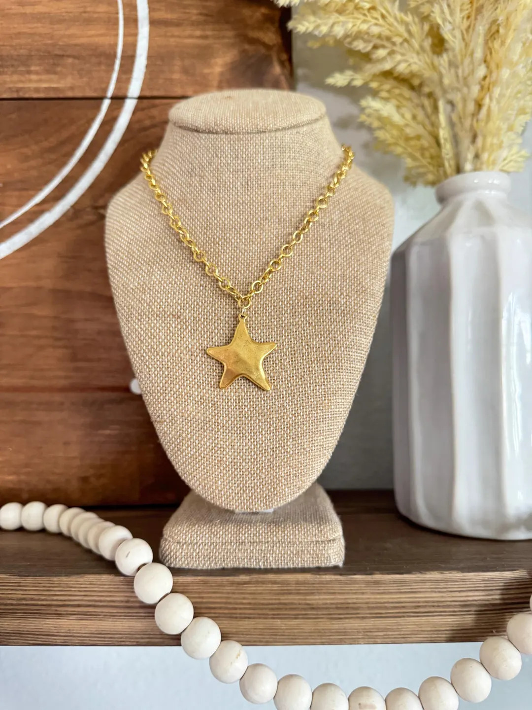 Antique Gold Star Pendant Necklace - Vintage Inspired 17" Chain - Etsy | Etsy (US)