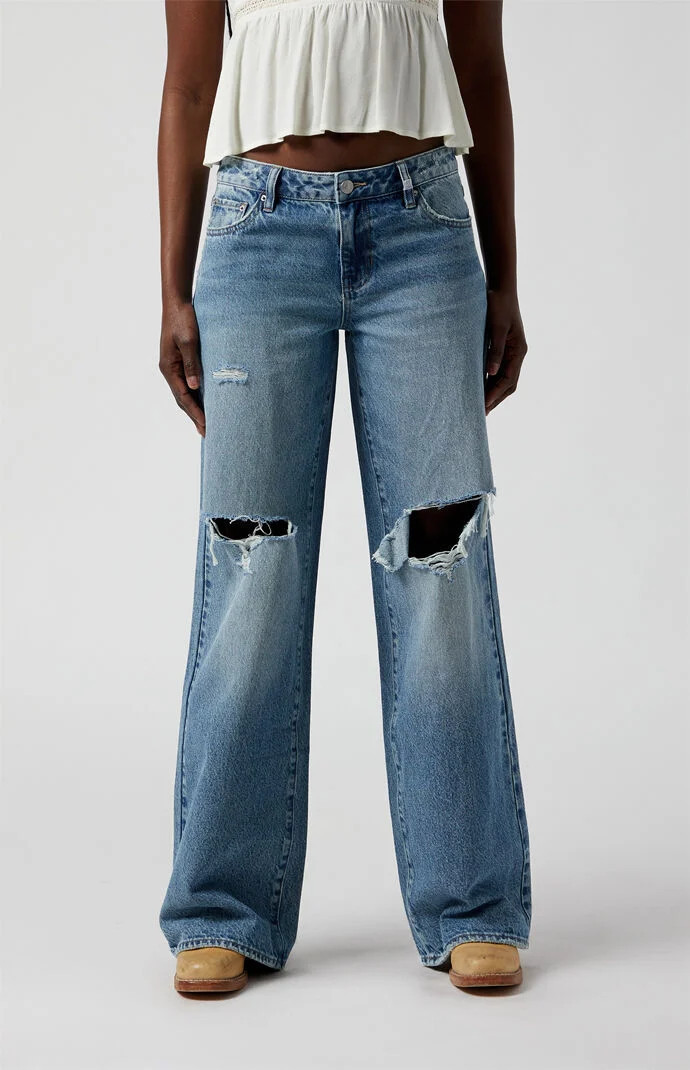 Women's Casey Ripped Low Rise Baggy Jeans Medium Indigo - Size 31 | PacSun