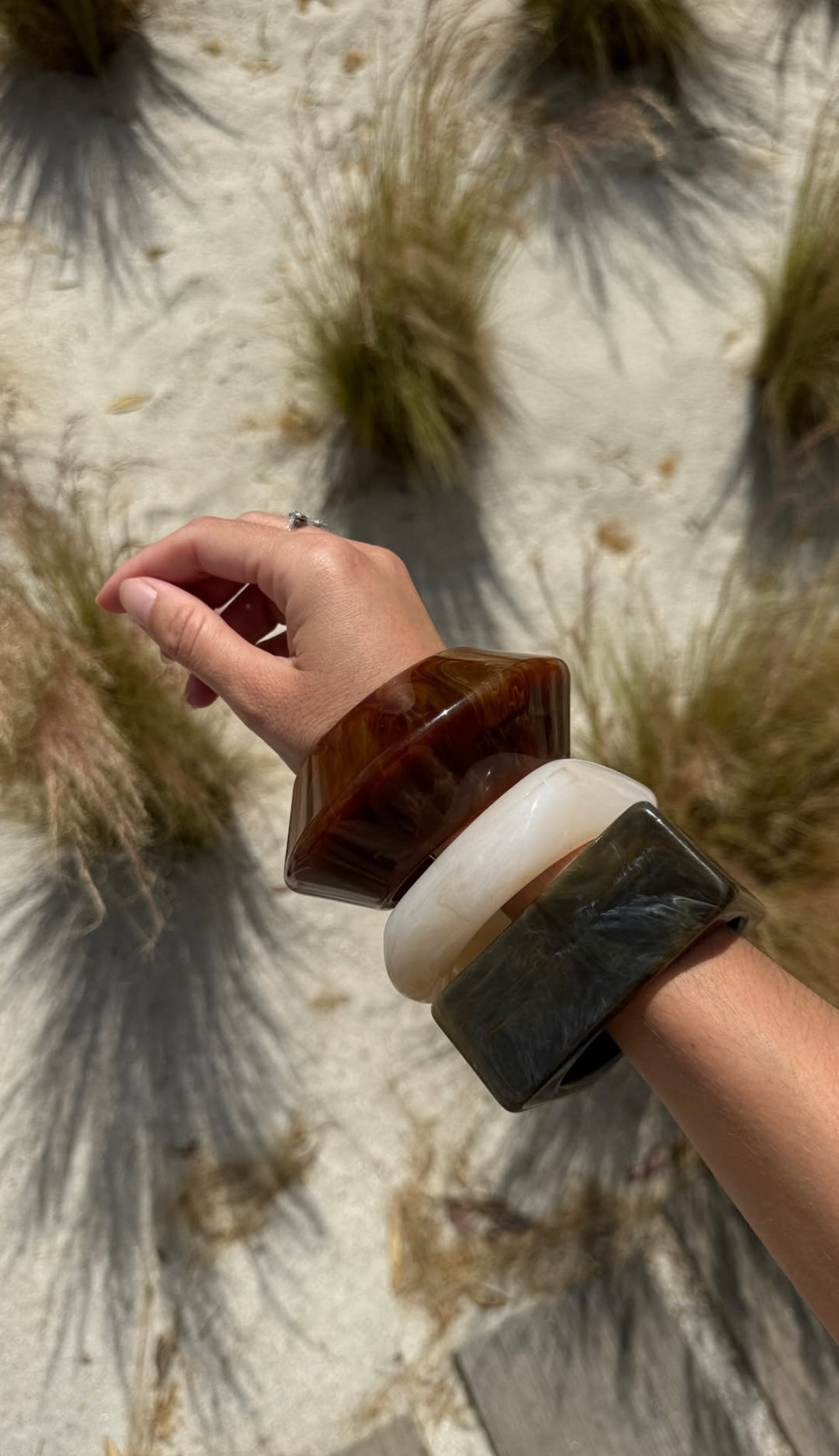 Big bracelets are my favorite !

Publicité. 

#LTKeurope #LTKspring #LTKsummer