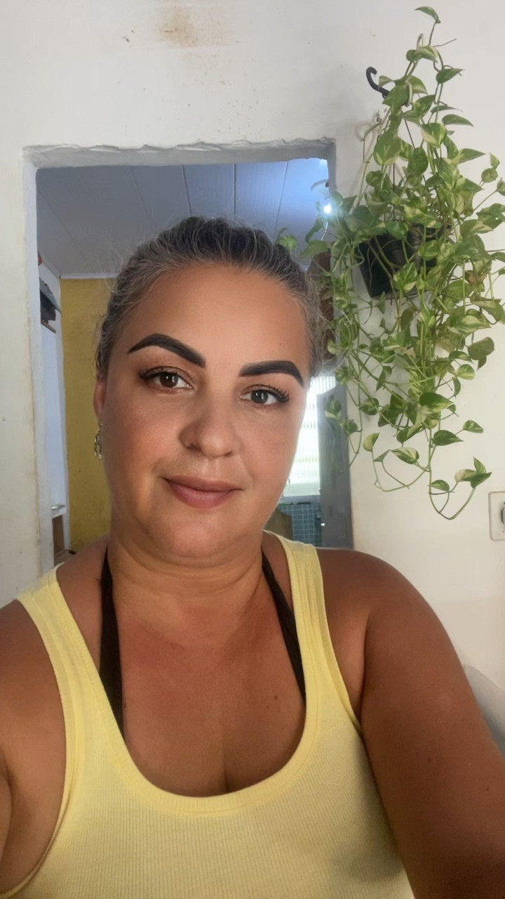 Desafio da LTK + Amazon. 
Vídeo 01
Estou aqui para me apresentar: me chamo Alessandra mas podem me chamar de Alê.
Sou a criadora do Mandalê Vendas.
Sejam todos muito bem vindos!
Bjs para todos que estão aqui me seguindo e continuem aqui para receberem mais ofertas e promoções das grandes lojas do mercado 🥰😘


#LTKfamily #LTKbrasil #LTKVideo