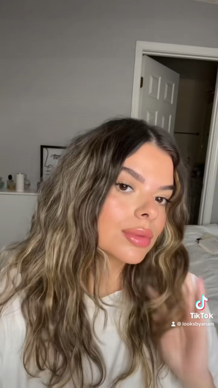Get ready with me! A natural makeup look 💗

#LTKGiftGuide #LTKbeauty #LTKtravel