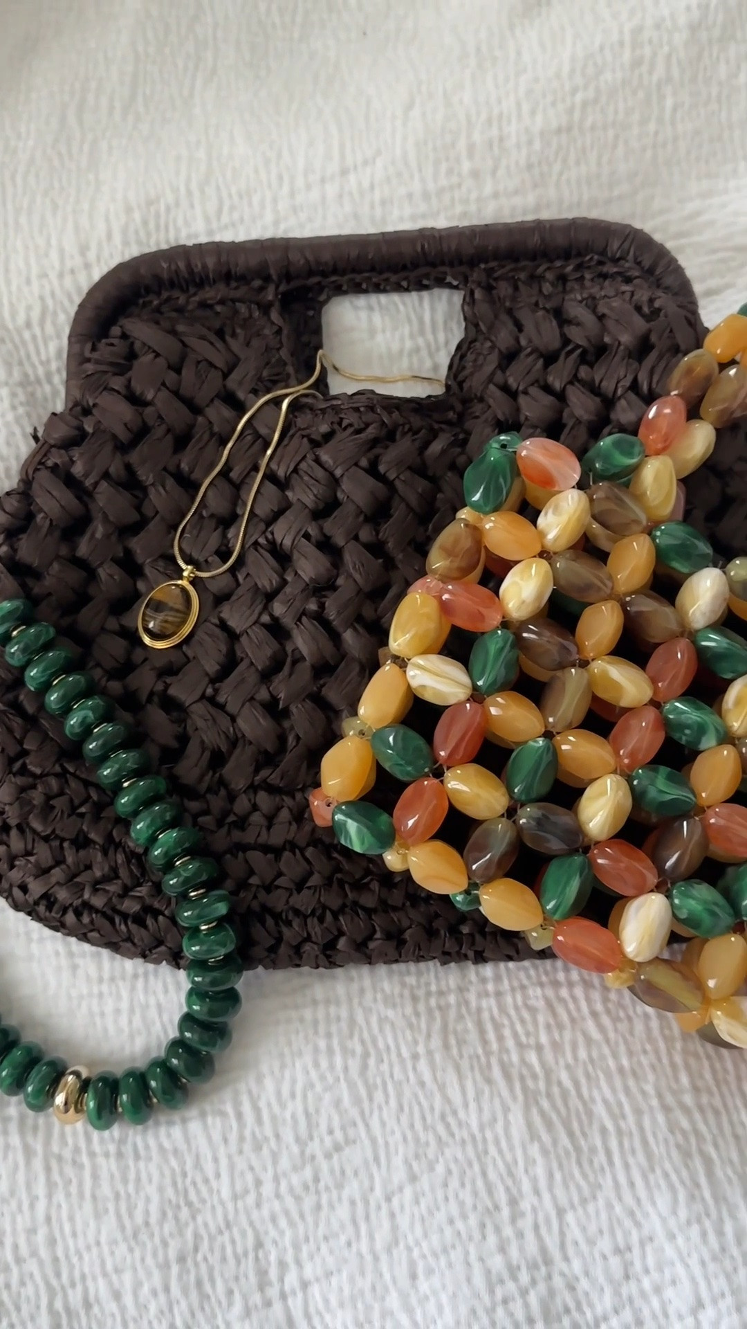 The cutest new accessories I purchased for an upcoming summer trip that will transition perfectly to fall. 

Straw clutch 
Brown clutch 
Brown bag
Brown purse 
Beaded bag
Beaded purse
Beaded handbag
Green necklace
Chunky necklace
Beaded necklace

#LTKSeasonal #LTKootd #LTKOver40