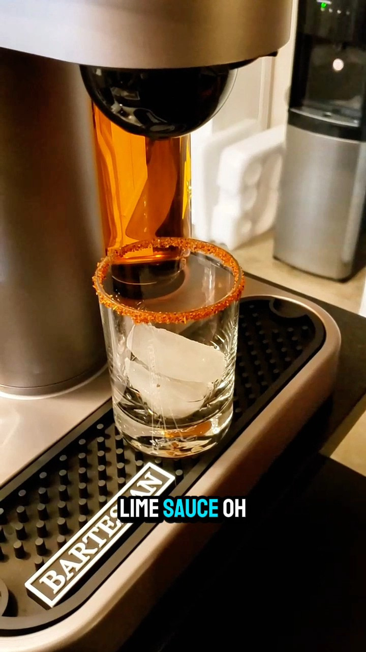 Bartesian Premium Cocktail and Margarita Machine is a winner and I love it! #cocktails #daydrinking #alcohol #athomebar #partyplanning #wine #gifts

#LTKhome