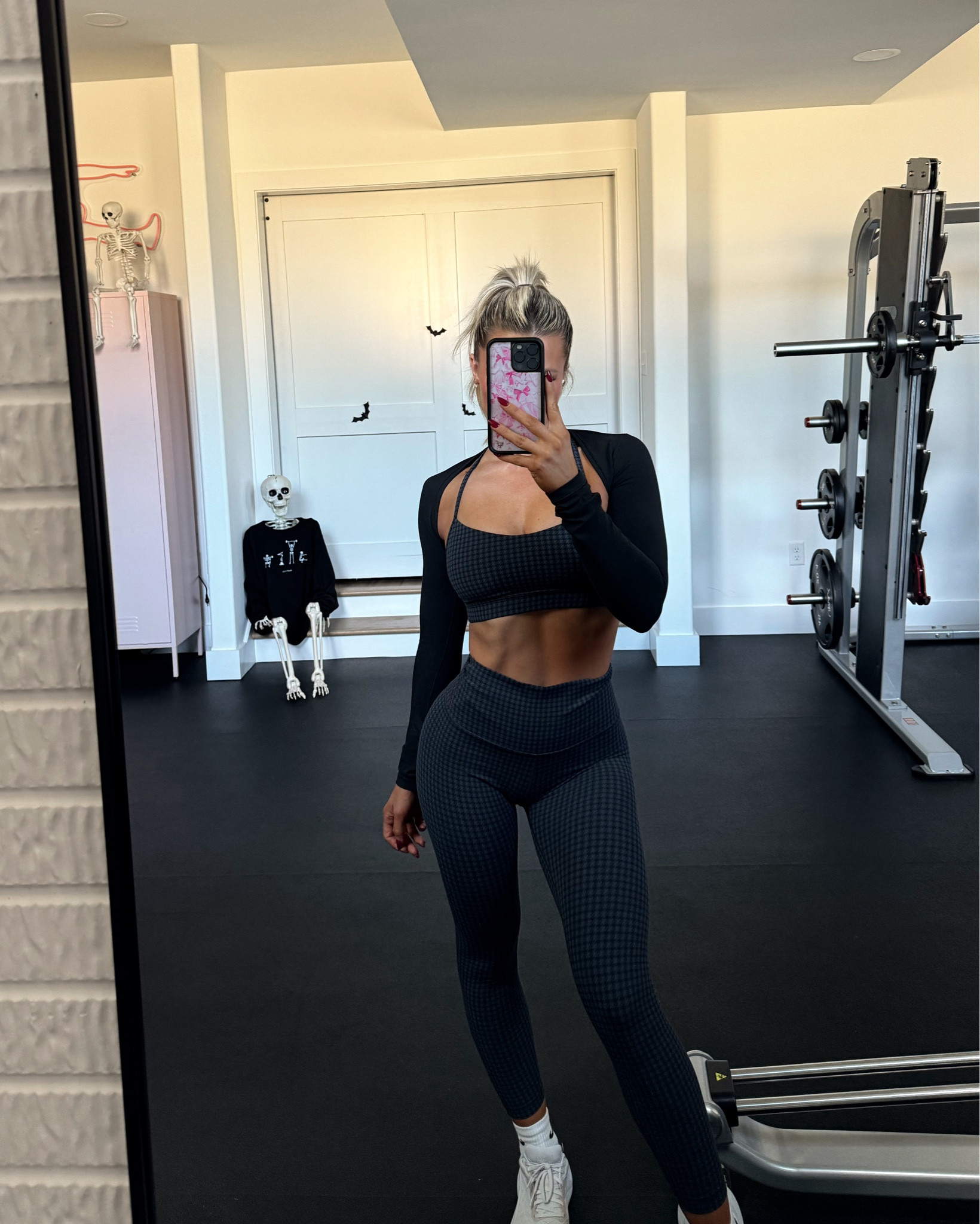 Houndstooth 🤝🍂 Fall obsessed with this fit 👏🏼🍂🤍 

#LTKActive #LTKSeasonal #LTKFitness