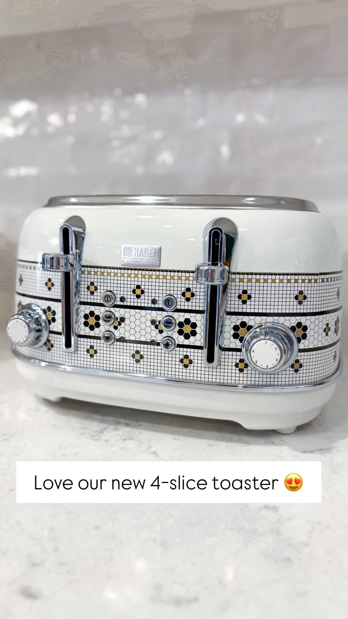 Anthropologie bistro 4-slice toaster. I absolutely love this collection! Home finds. Kitchen finds. Kitchen favorites.


#LTKHome #LTKSeasonal #LTKootd