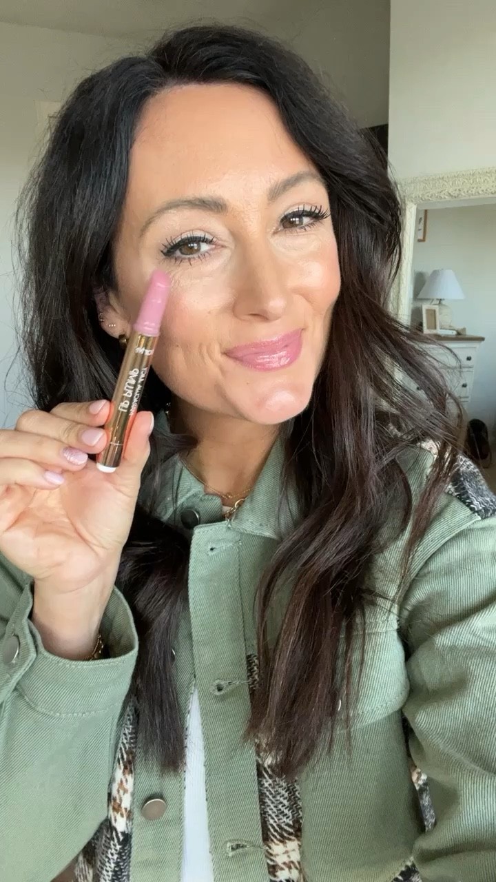 Tarte lippies on sale for $10 today! My absolute favorite favorite lip products to wear! Cherry Blossom is my top pick for everyday color!
