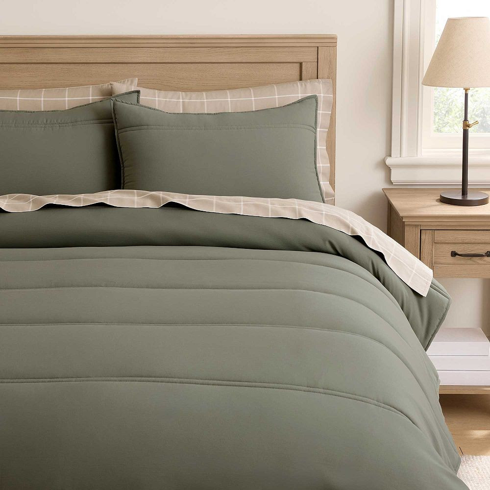 Super-Plush Stripe Comforter | Pottery Barn Teen