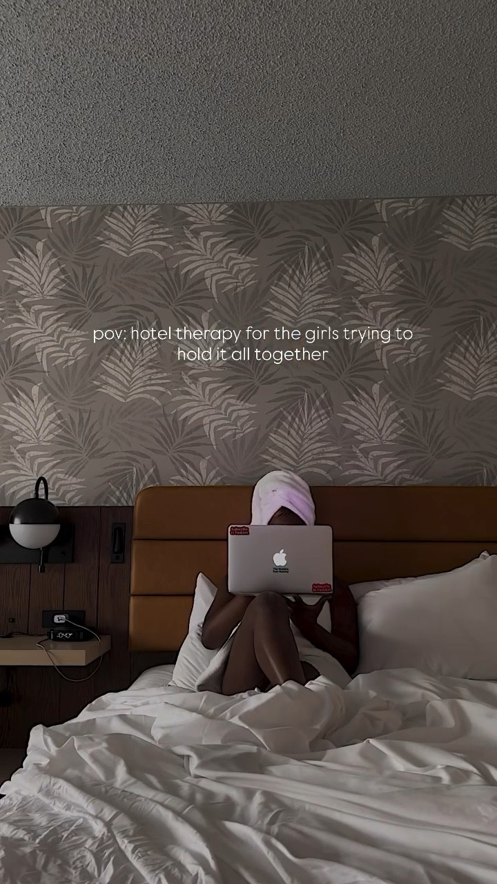 Between reroutes, cancellations, and the world feeling upside down lately, if I’m not flying I’m hiding in the house or a hotel. It’s been my only real reset. Sometimes you just need silence, soft lighting, and a moment to breathe before the next takeoff. 
.
.
Hotel therapy, travel content creator, hotel aesthetics, hotel self care aesthetics, flight attendant diaries, Pinterest mood board, Pinterest aesthetic #pinterestmoodboard #pinterestmood #hotelstays #hotelphotography #hotelphoto #hotelaesthetic #girltherapy #traveldiaries #travelcontentcreator