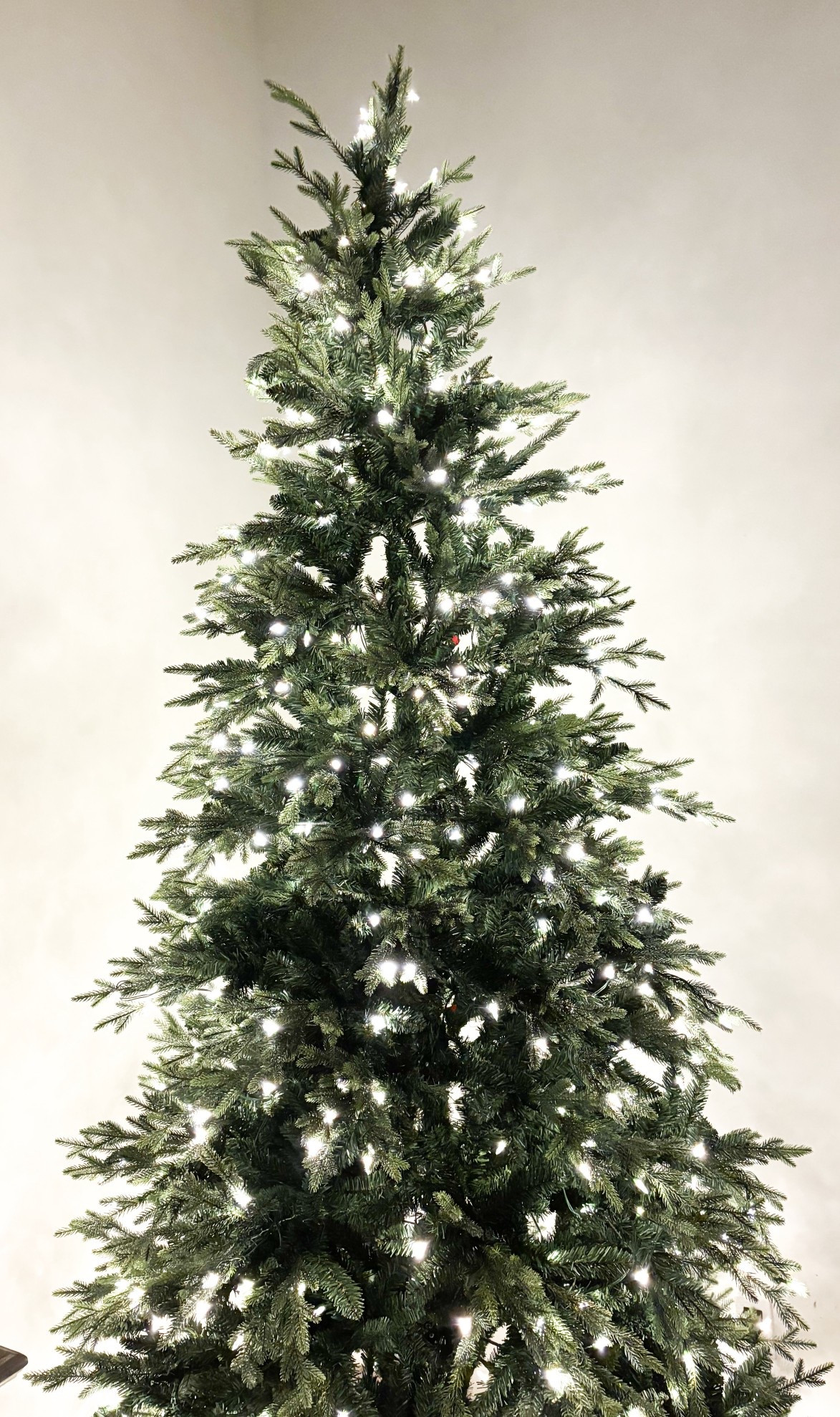 Pre-lit Christmas Tree! 

9ft Christmas Treee

#LTKSeasonal #LTKHome #LTKHoliday