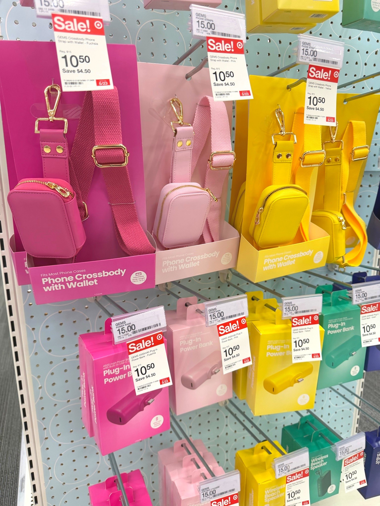 GEMS Phone Crossbody with Wallet and Portable Phone Charger #gems #targetstyle #phoneaccessories #phonecrossbody #phonecharger

https://liketk.it/6dVZ5

#LTKootd #LTKdayinmylife