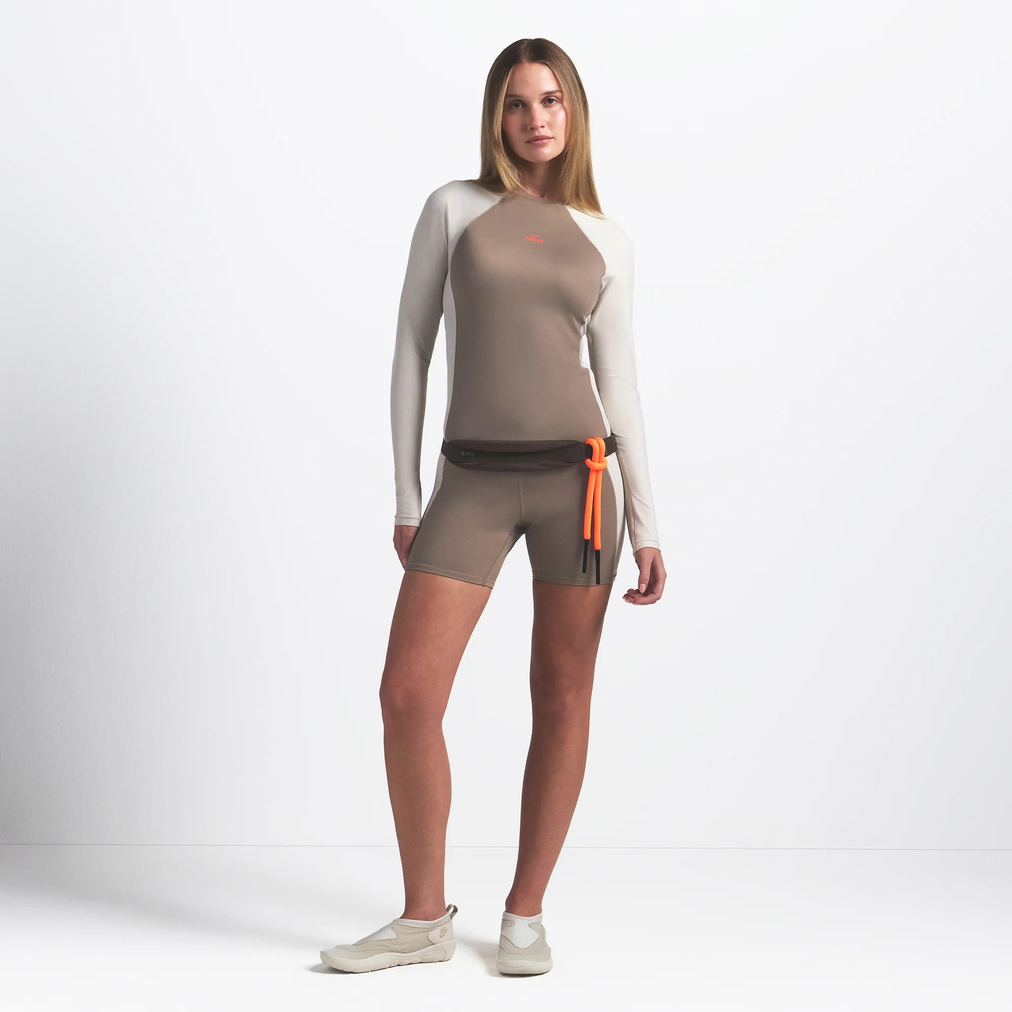 SKIMS Long Sleeve Crew Neck | Medium Neutral | XS | NikeSKIMS Shine | SKIMS (US)