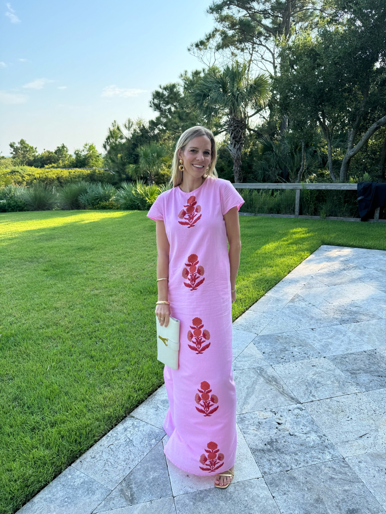 Summer maxi resort dress in pink - comes in yellow, blue and orange 

#LTKBump #LTKStyleTip #LTKU