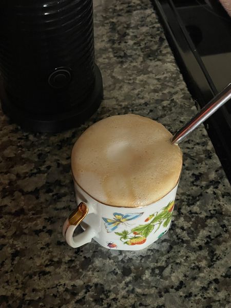 Nespresso milk frother, aeroccino nespresso, nespresso essenza mini