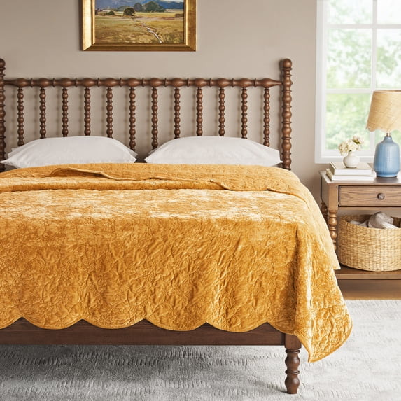 The Pioneer Woman Eloise Floral Velvet Quilt, Full/Queen, Amber Yellow Bedding | Walmart (US)