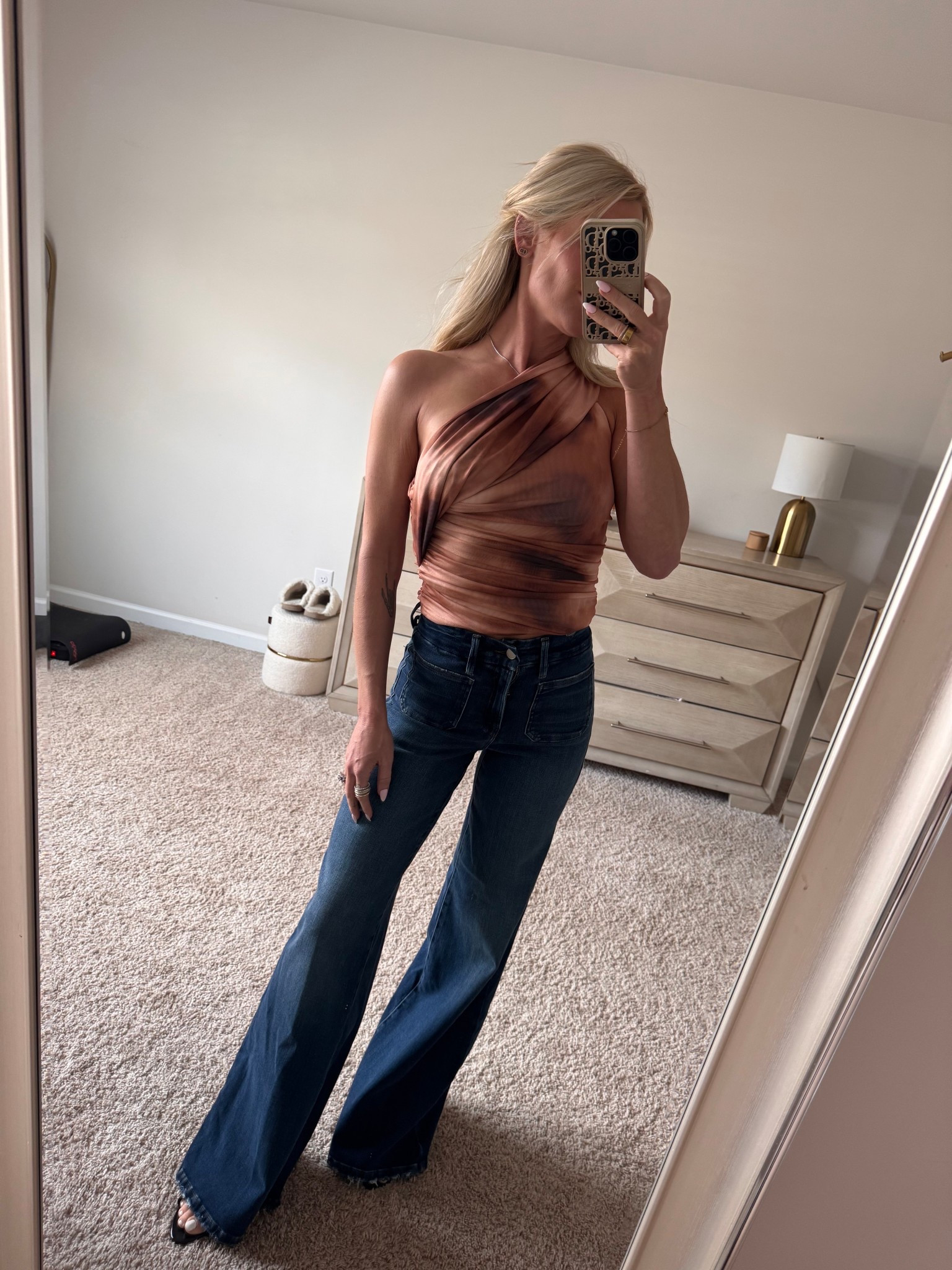 👀 Steal my look 👀
Sharing the full outfit breakdown so you can recreate this look effortlessly ✨
#stealmylook #outfitinspo #ltkstyle #everydayfashion #styleedit #currentfavorites

#LTKSeasonal #LTKootd #LTKgrwm