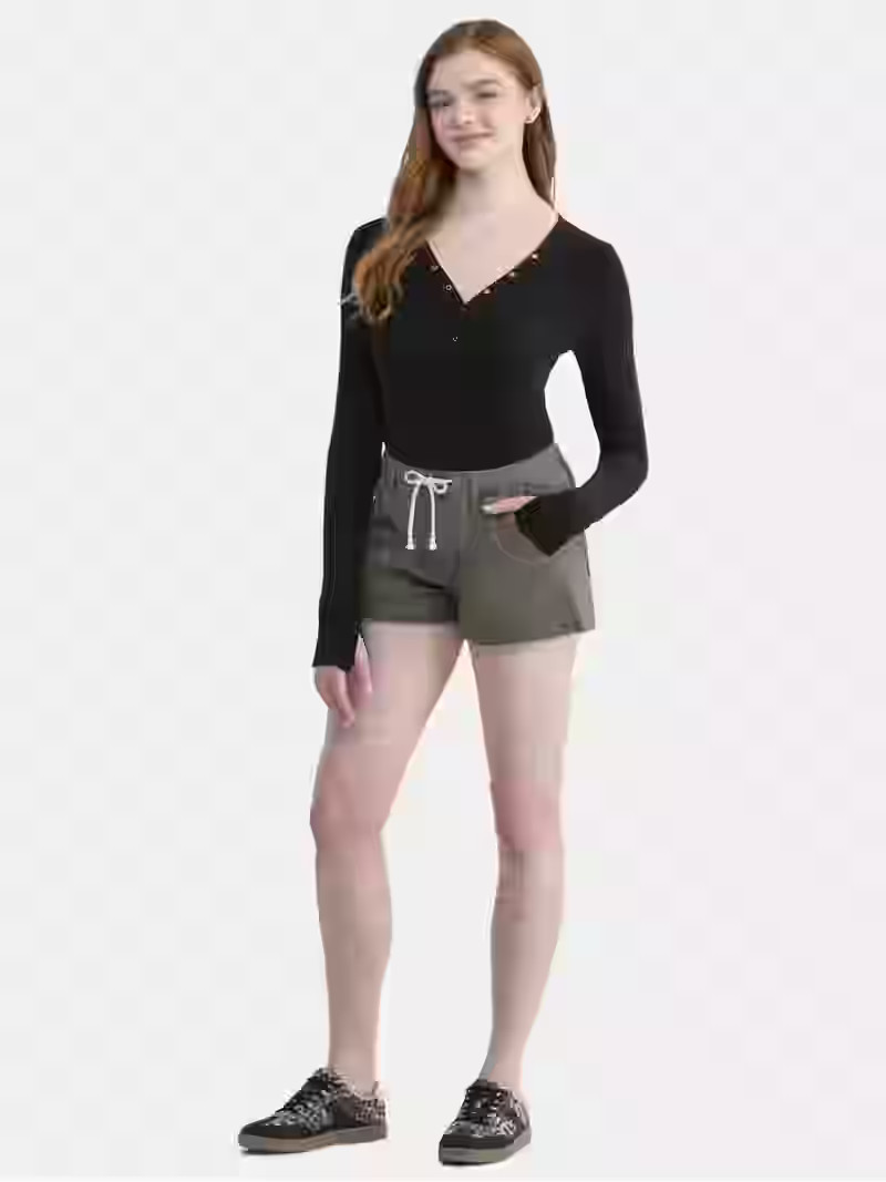 No Boundaries Drawstring Utility Shorts with Porkchop Pockets, 2" Inseam, Women's | Walmart (US)