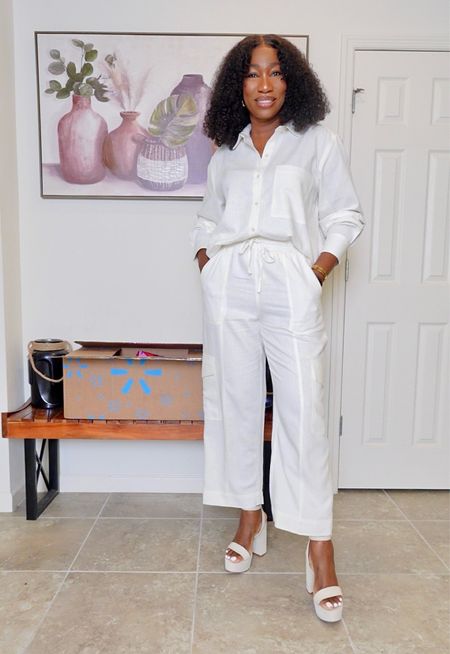 Summer whites… This linen top and cargo style pants is so chic. 
Large top
Small pants

Summer fashion, all white outfit, summer style


#LTKStyleTip #LTKFindsUnder50 #LTKSeasonal