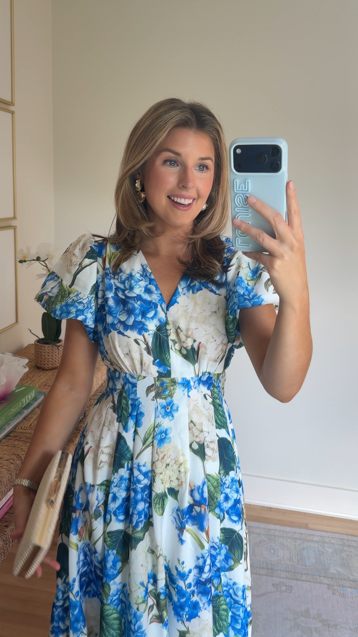 Blue and white hydrangea dress for summer! Wearing a S