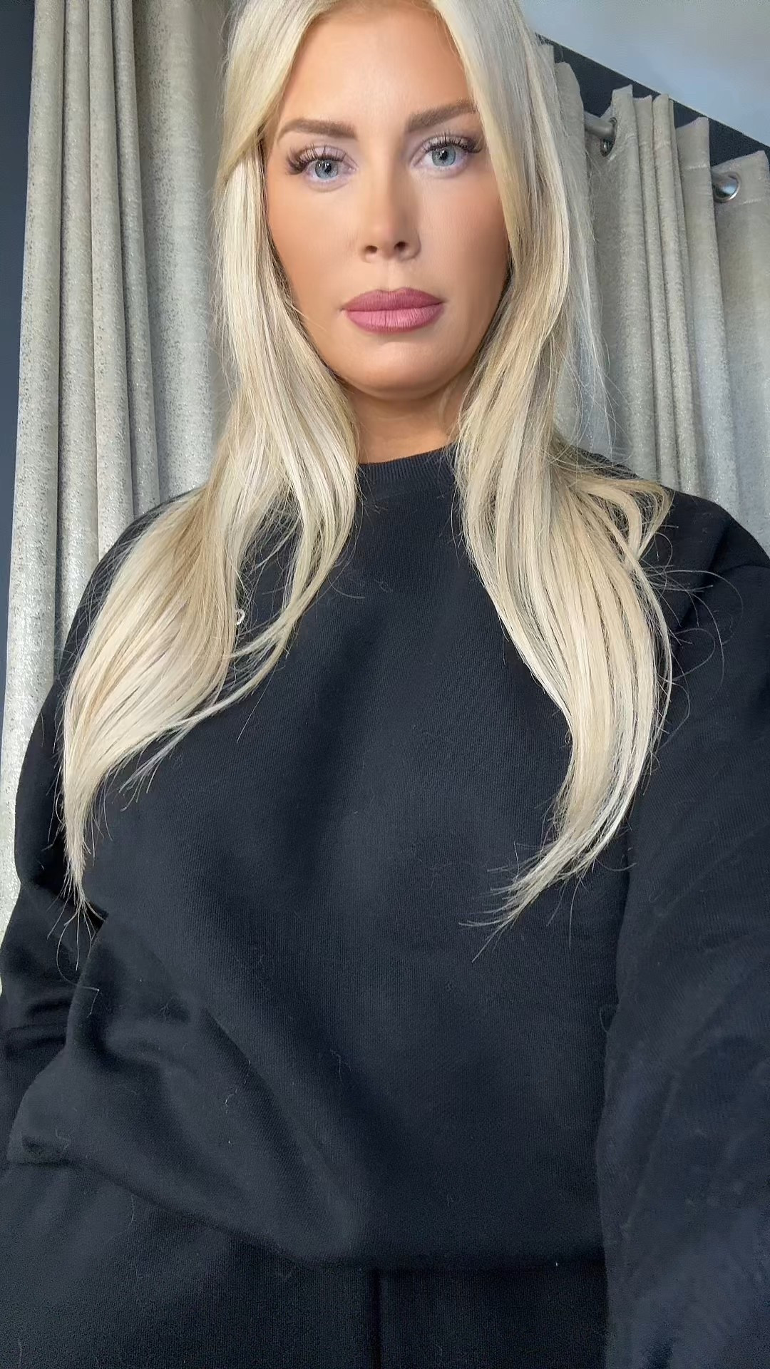 Shop the Aloversary sale this week! OG Alo Accolade set with tips for sizing 🤍

#LTKActive #LTKTravel #LTKHalloween