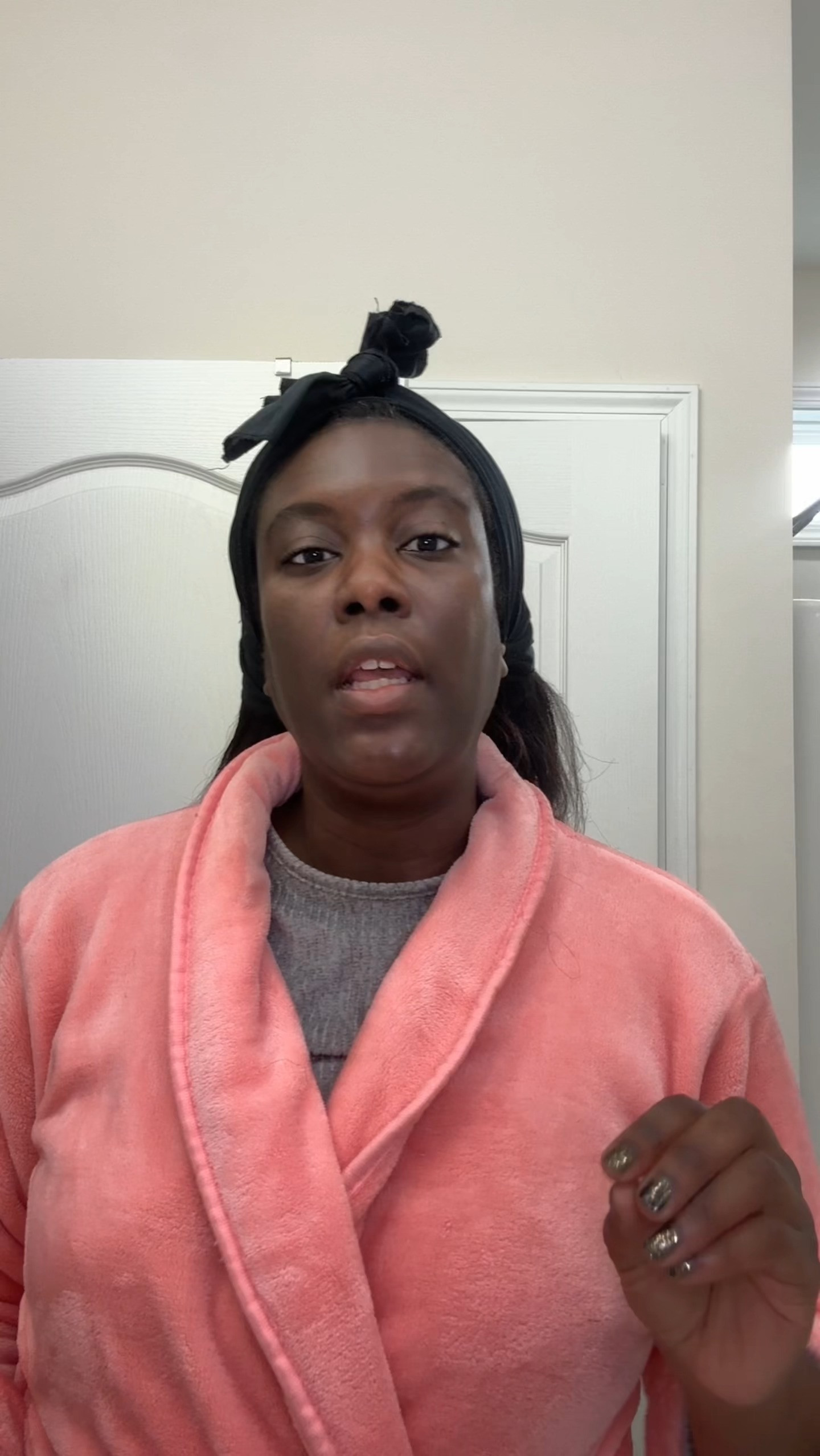 Wearing facial moisturizers with sunscreen and makeup doesn't have to be complicated. Here's how I make it work.
#LTKmakeup #oilyskin 

 #LTKOver40 #LTKBeauty