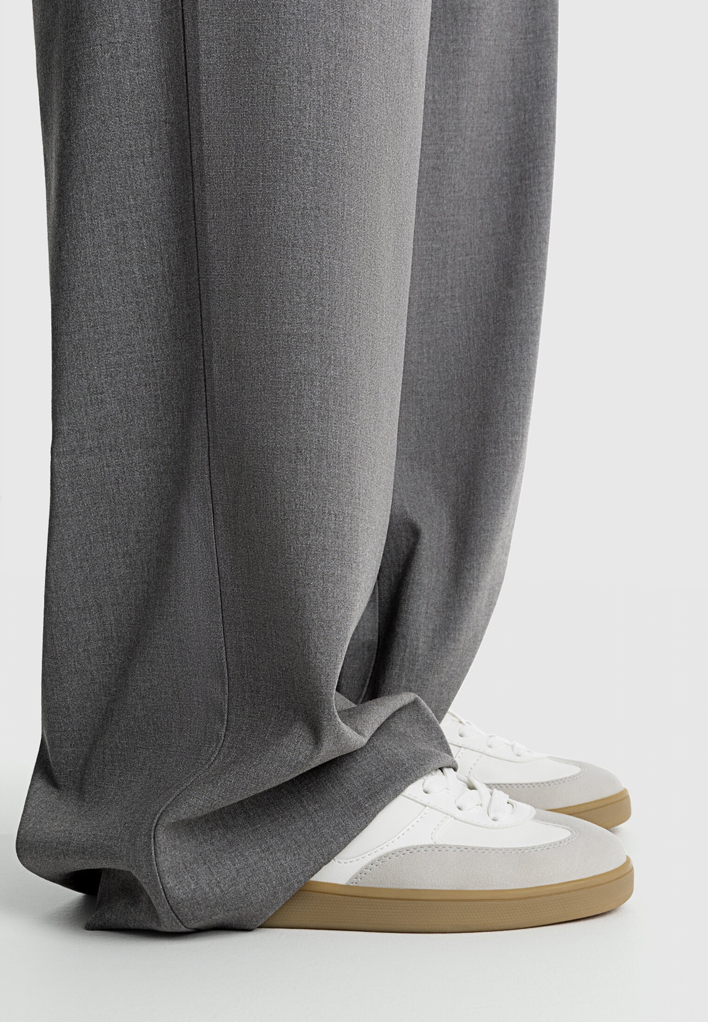 Contrast white trainers - Women's fashion | Stradivarius United Kingdom | Stradivarius (UK)