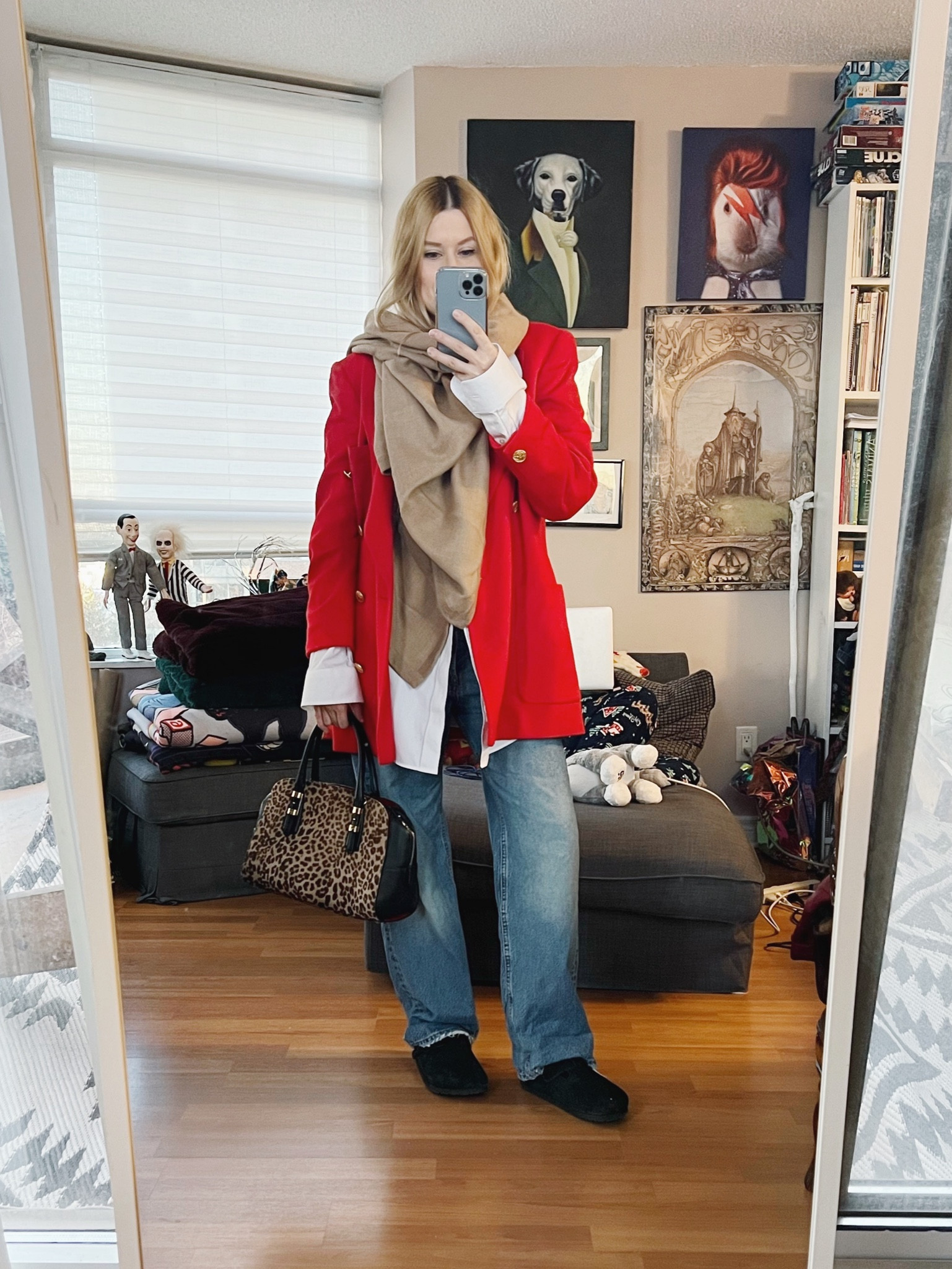 A little layering process. The images are in reverse.
1. I started with a thrifted men’s button up that I found for $6.99 on the weekend. It’s no iron and it’s fabulous. 
2. I added a vintage 80s Escada cashmere blazer.
3. I wrapped and twisted the cashmere Cuyana cape around for extra warmth since I wasn’t actually wearing a coat.
•
.  #FallLook  #StyleOver40  #layers  #poshmarkFind #boyfriendJeans #birkenstock  #thriftFind #vintageEscada #birkenstockBoston  #FashionOver40  #MumStyle #ferragamo #genX #genXStyle #genXInfluencer #WhoWhatWearing #genXblogger  #Over40Style #40PlusStyle #Stylish40s  #HighStreetFashion #StyleIdeas


#LTKshoecrush #LTKstyletip #LTKSeasonal