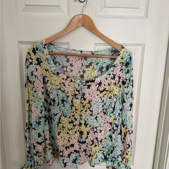 LOFT Pastel Floral Scoop Neck Long Sleeve Top — Pink, Yellow, Mint on Black | Poshmark