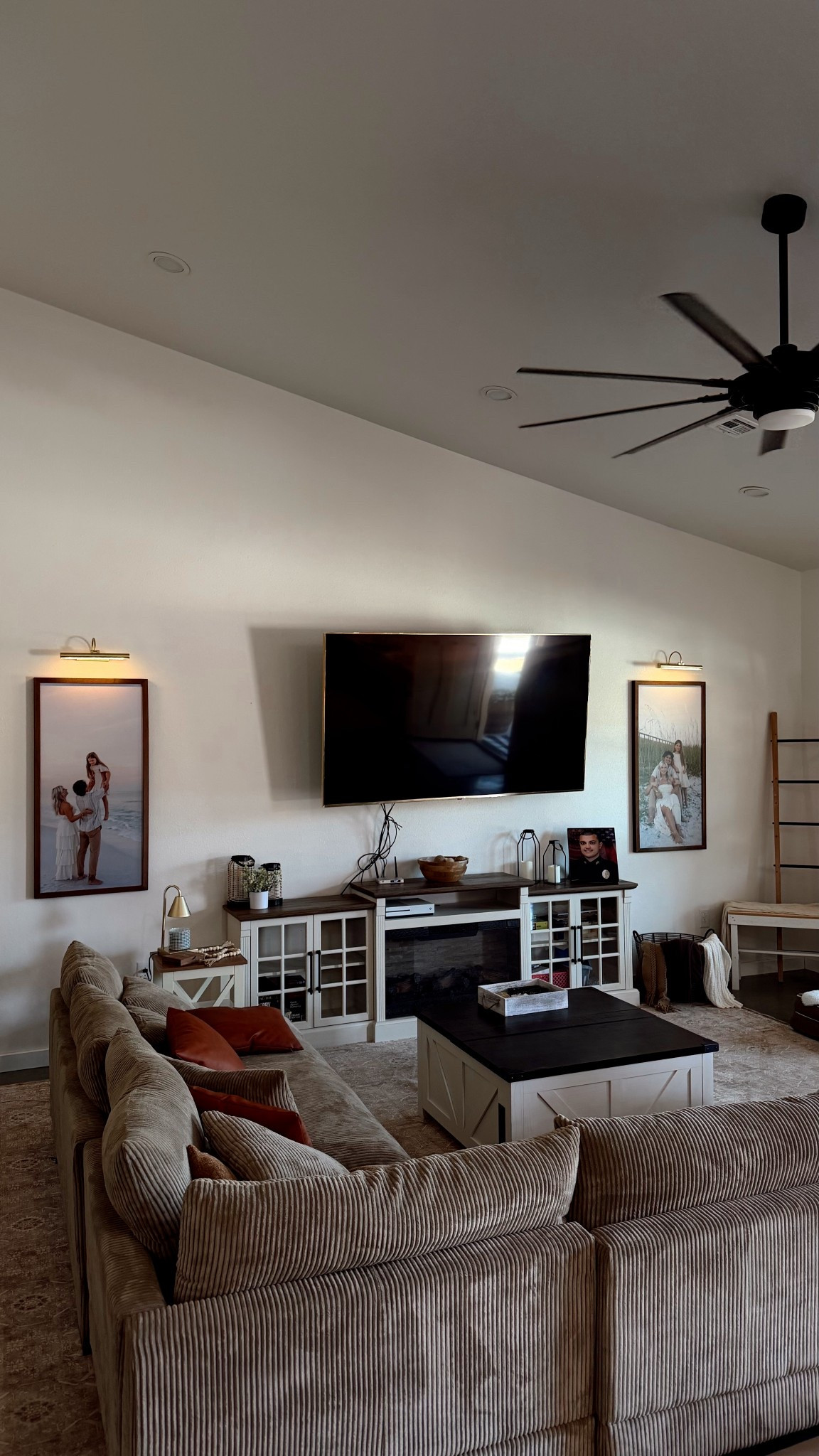 Love how my living room is coming together!! 🏡 

#LTKSaleAlert #LTKHome #LTKdayinmylife