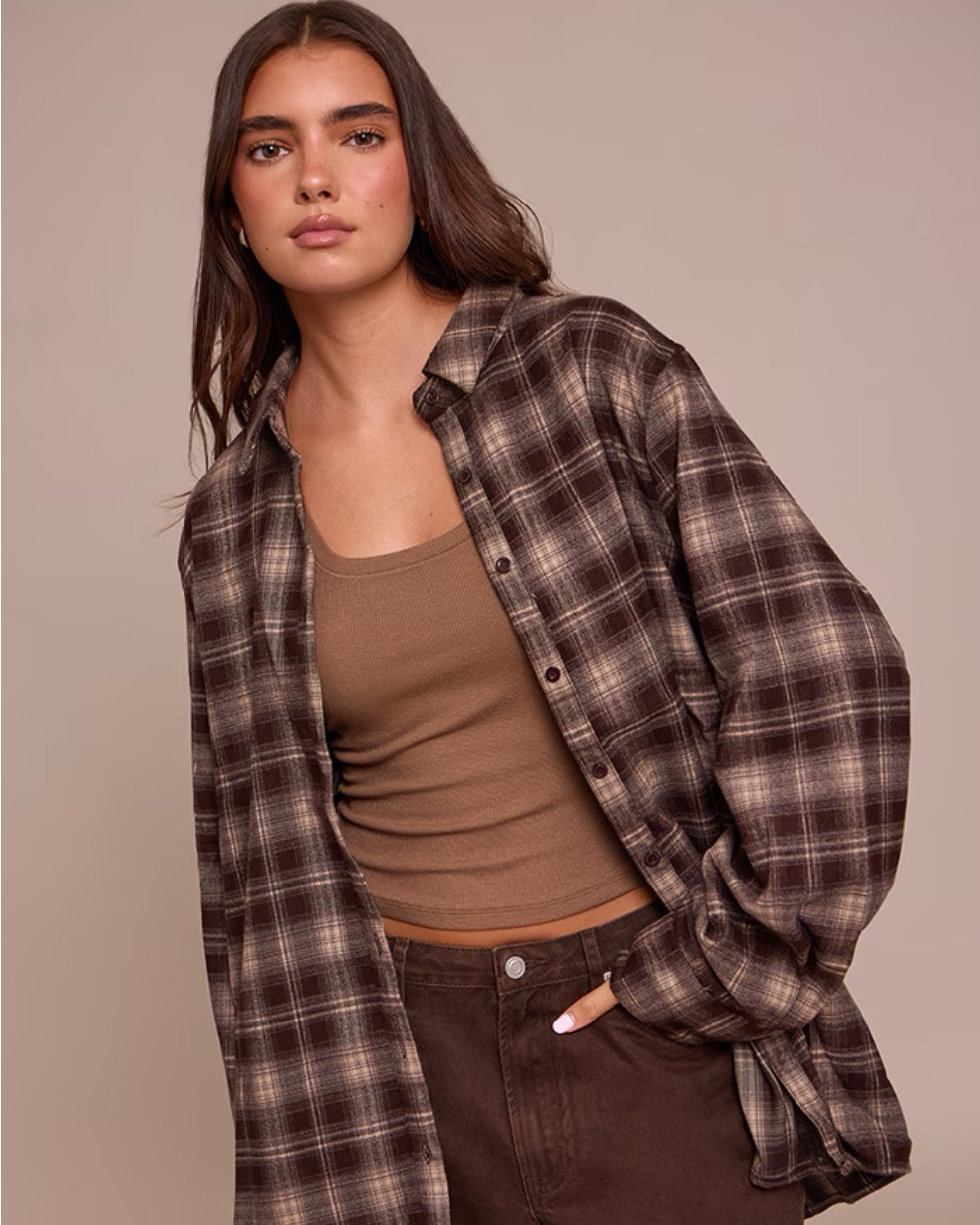 Another perfect flannel to wear with baggy jeans or do an all monotone look with some brown leggings, either way you can’t go wrong with this flannel.

#LTKootd #LTKMidsize #LTKSeasonal