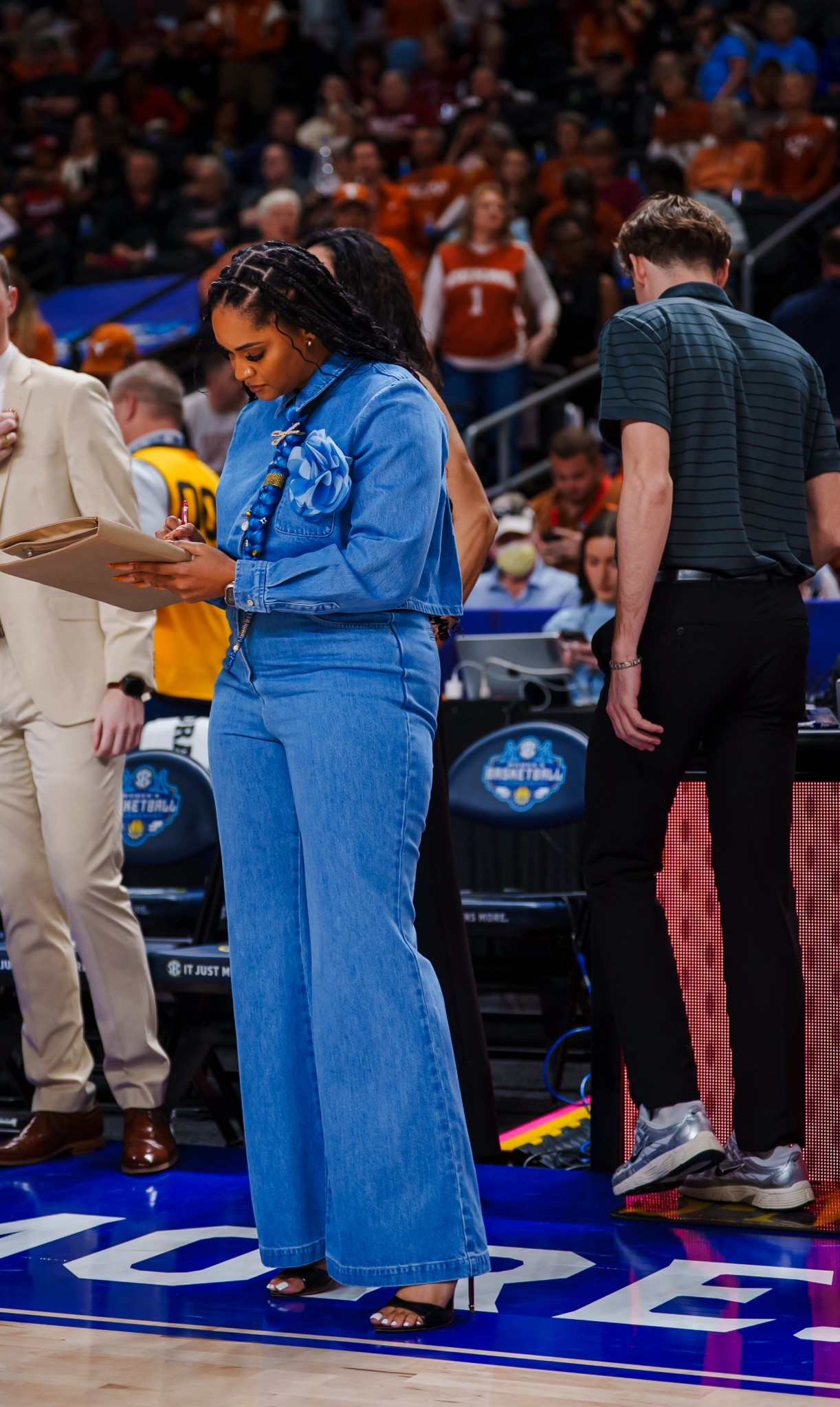 Denim

#LTKdayinmylife #LTKWorkwear #LTKootd