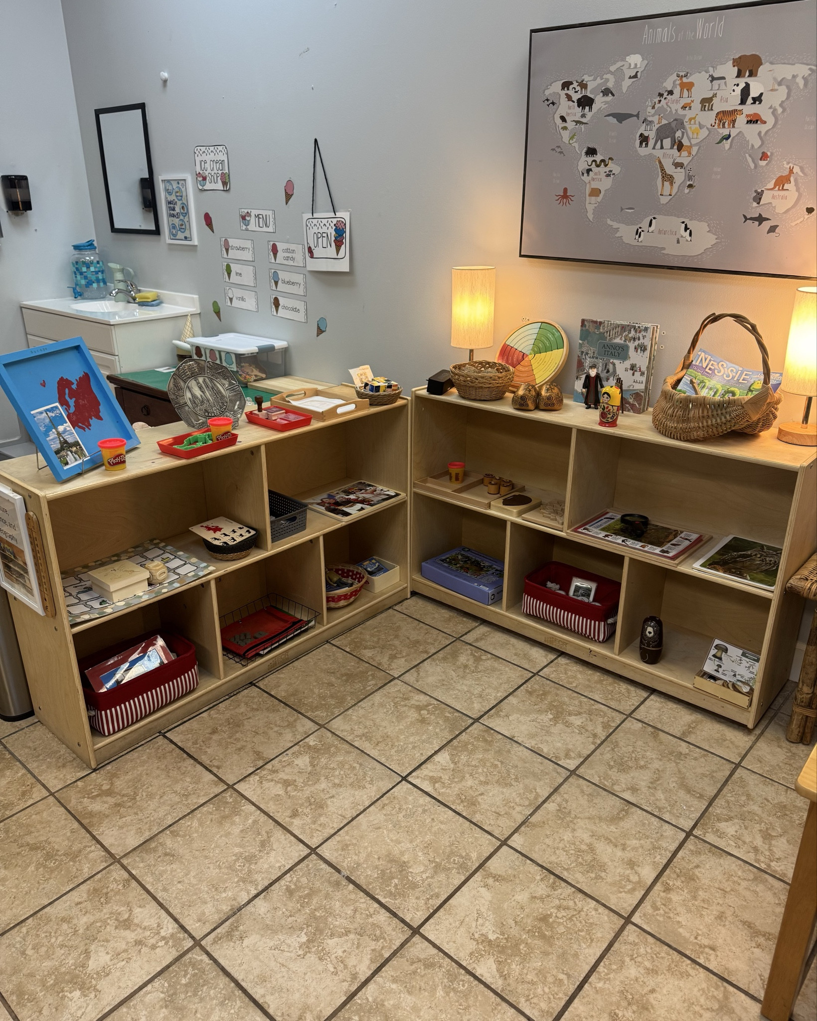 Europe Culture, Science and Geography shelves/books 🏰🌍

#montessori #montessorishelf

#LTKBaby #LTKKids #LTKFamily