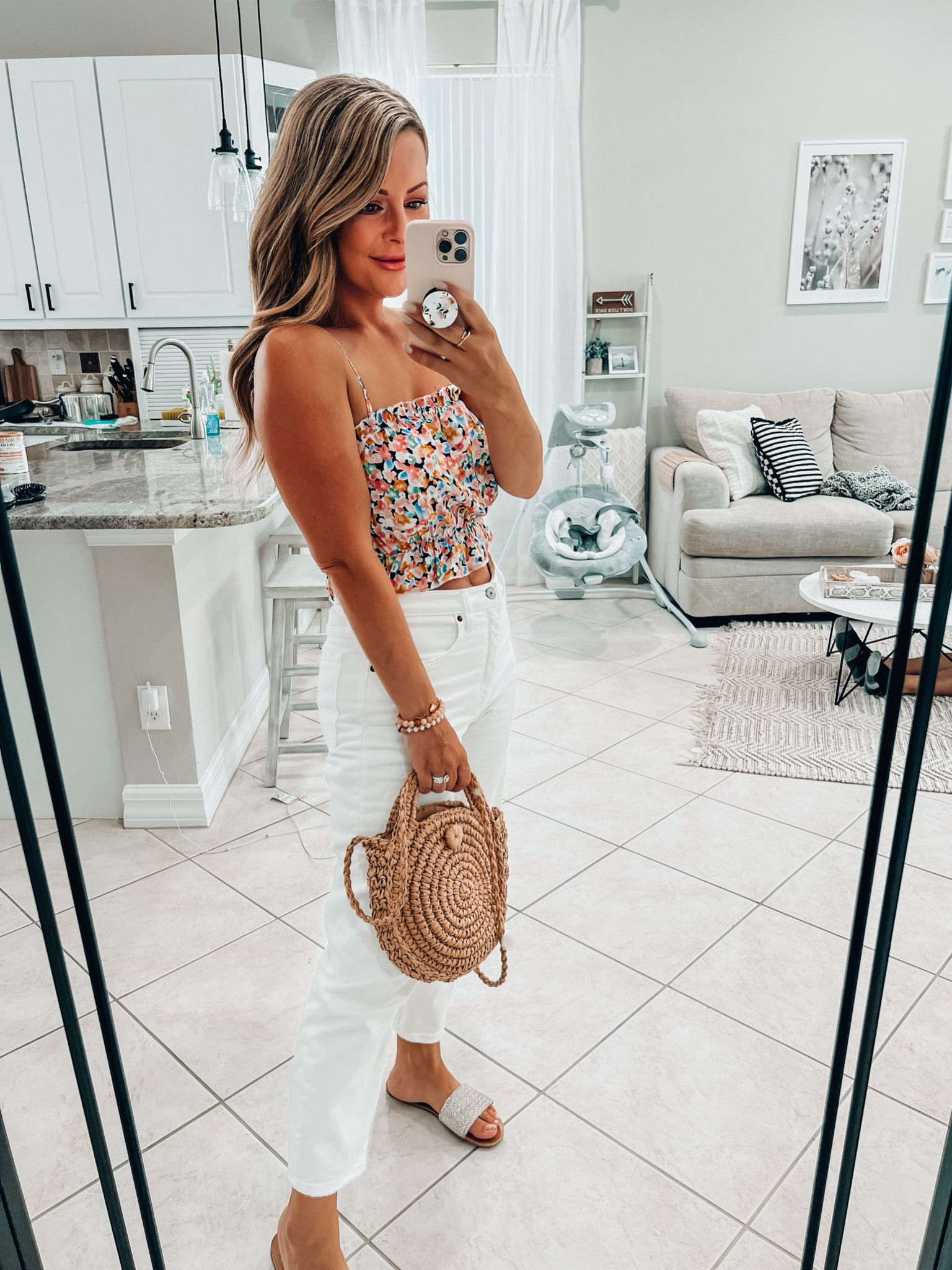 Outfit of the day! Save 30% off this floral crop top with code IldaH30 💕 

#LTKstyletip #LTKunder50 #LTKSeasonal