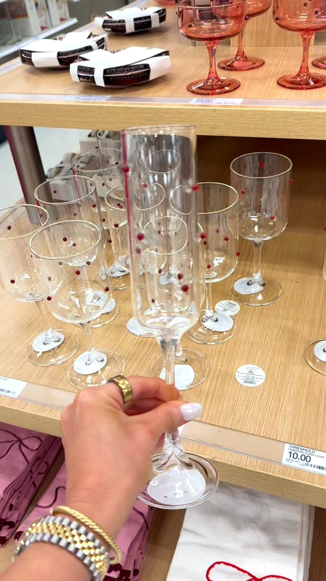 Anthropology look for less wind glasses! 




Anthro vibes 
Valentine’s Day decor 
Galentines party
Target finds
Target home 


#LTKHome #LTKSeasonal #LTKFindsUnder50