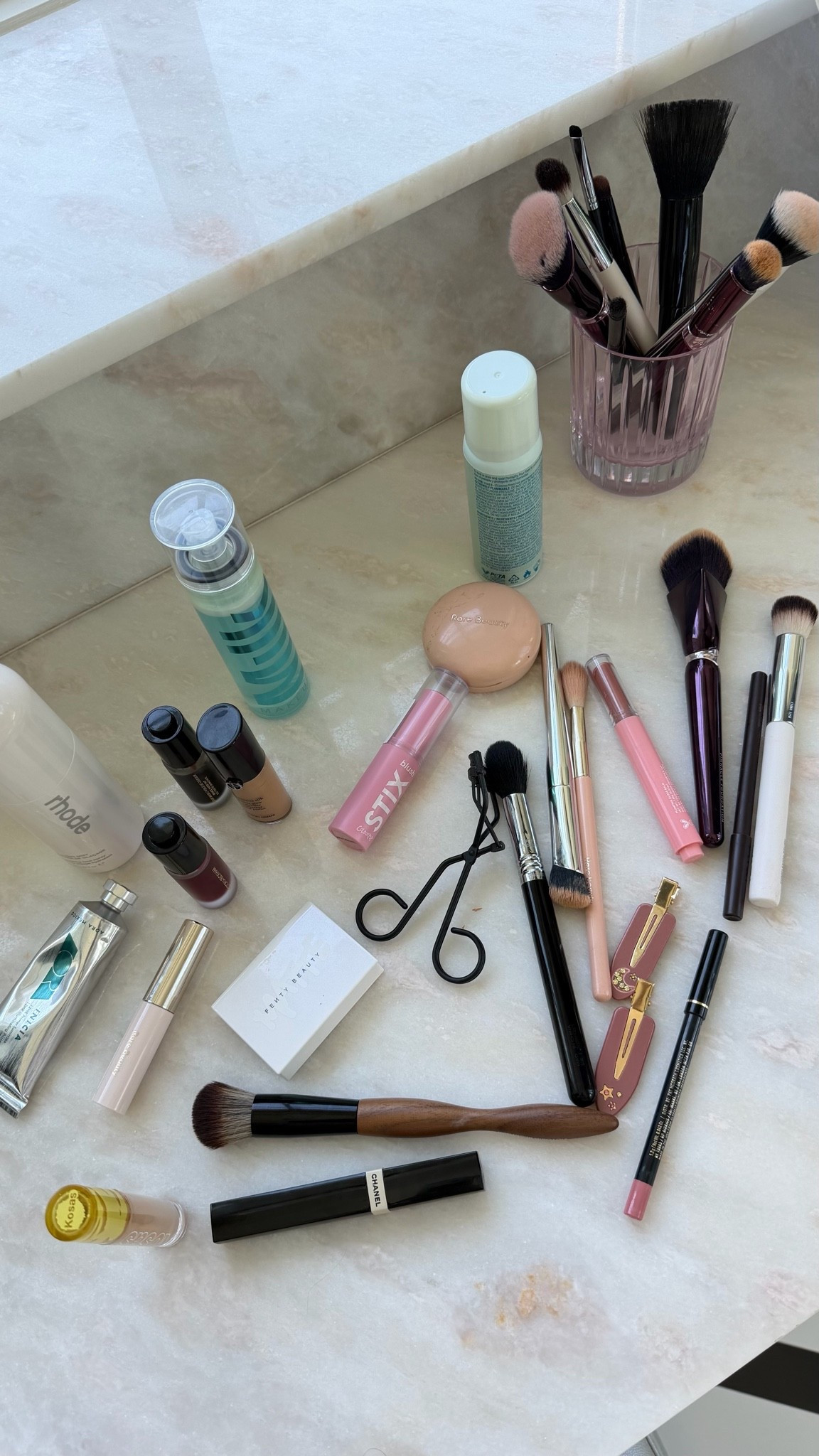 Recent glam favs

#LTKBeauty #LTKselfcare #LTKgrwm