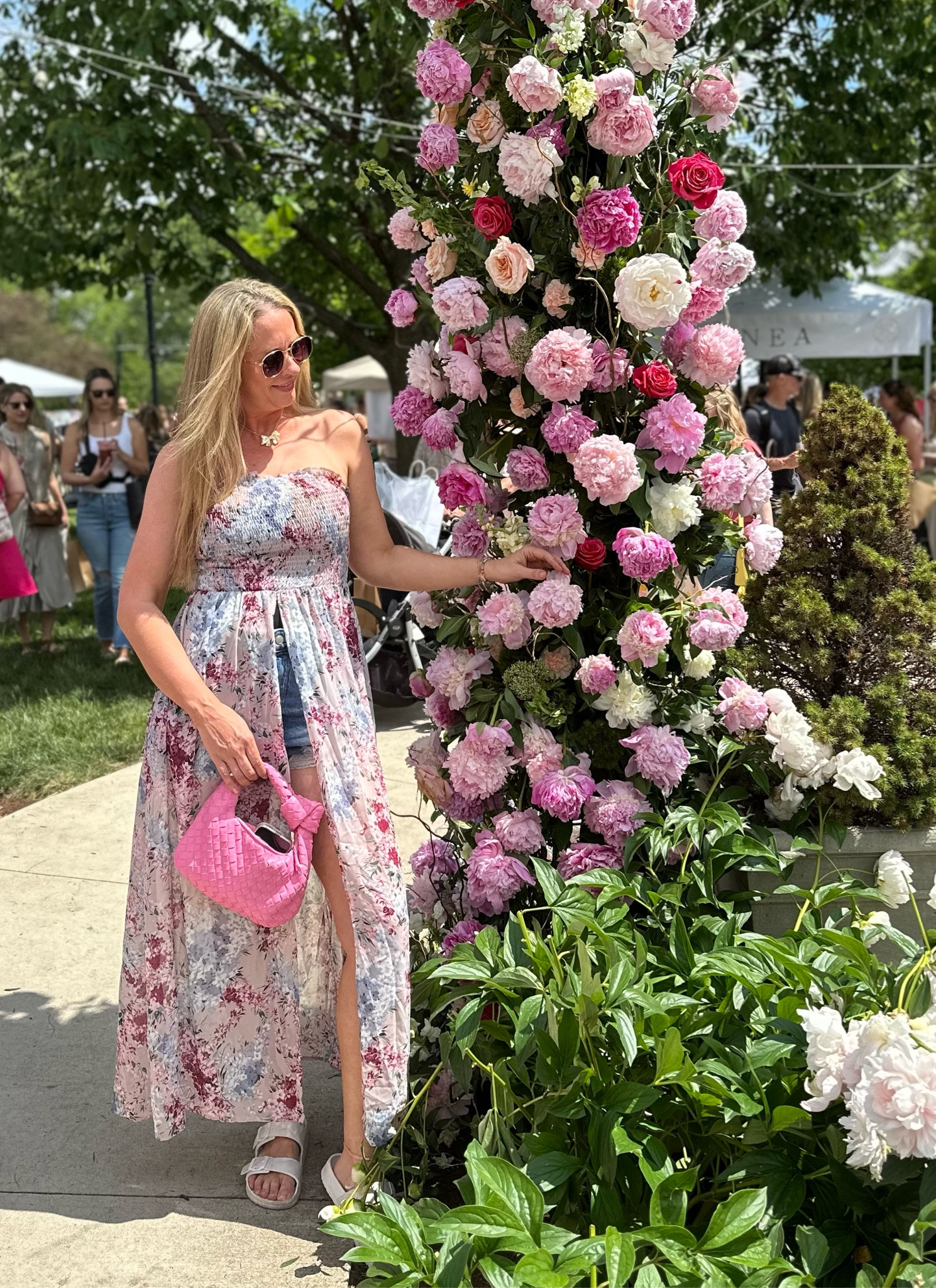 Love this long strapless open front top from amazon! So cute with denim shorts! Floral strapless top, affordable outfit, brunch outfit 

#LTKstyletip #LTKSeasonal #LTKfindsunder50